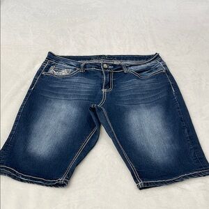 ND WEEKEND SIZE 10 Women's Blue Denim Shorts